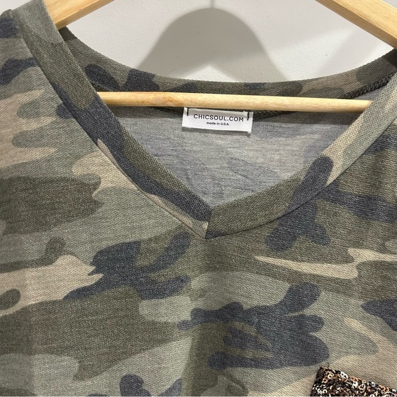 Plus Size Camo T-Shirt with Sequin Pocket - Picture 3 of 9
